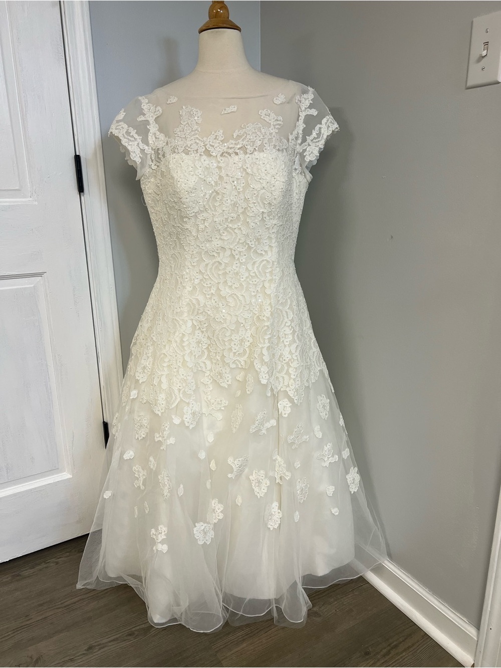 Oleg Cassini Cap Sleeve Illusion Wedding Dress (Style CMK513) Size 14